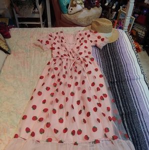 Strawberry Dress 🍓